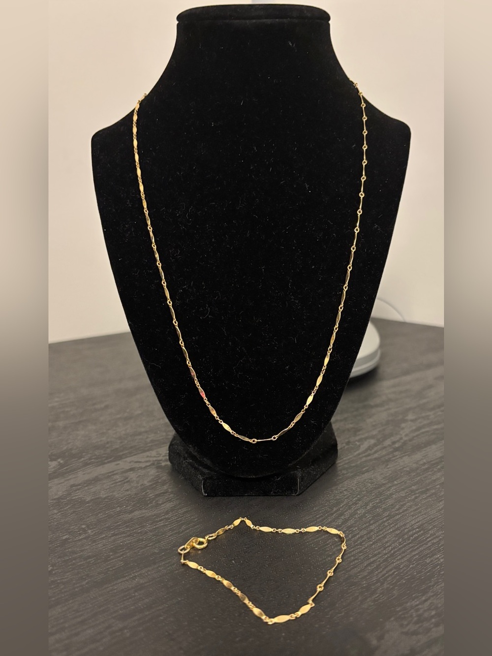 Classic Gold Link Necklace and Bracelet Set